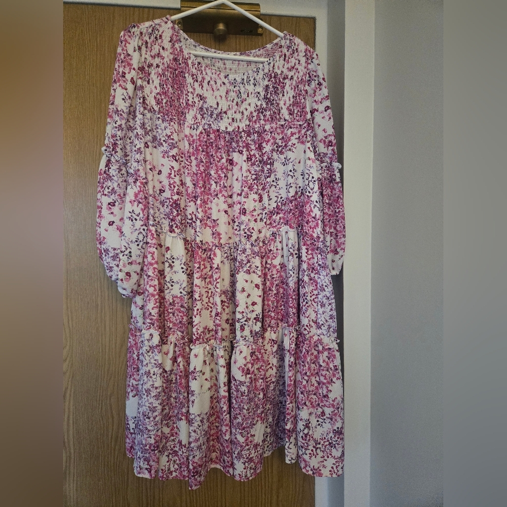Chic Floral Maxi Dress in Pink and White